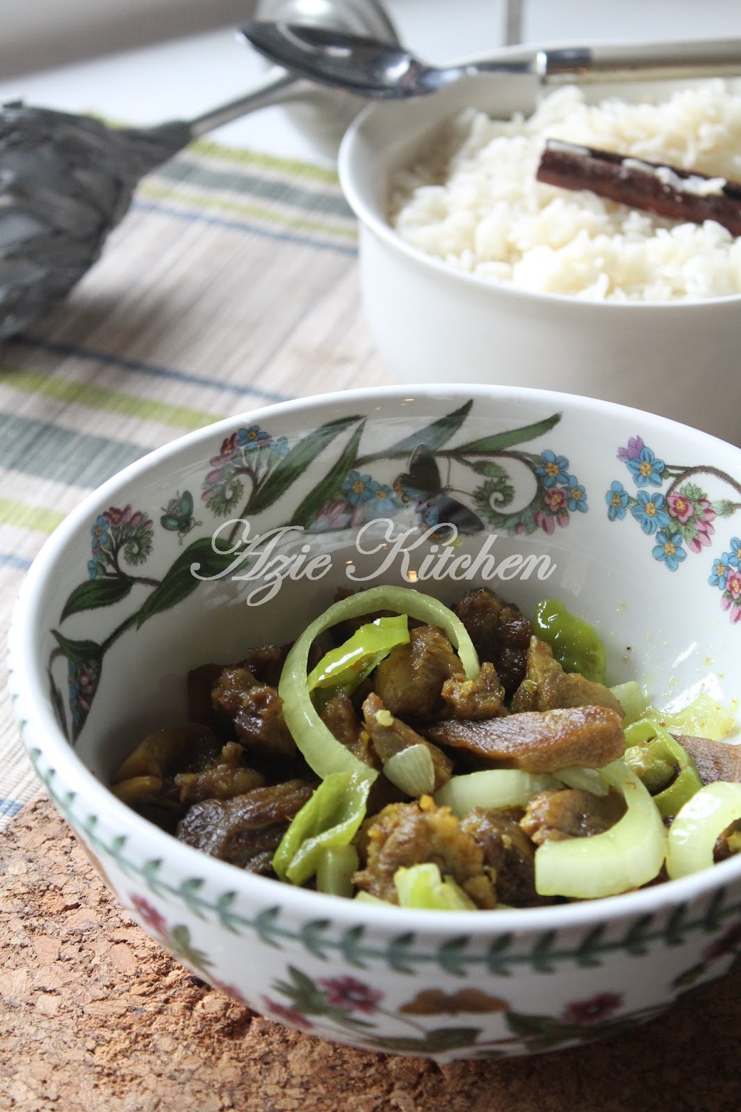 Lidah Lembu Goreng Garam Kunyit - Azie Kitchen