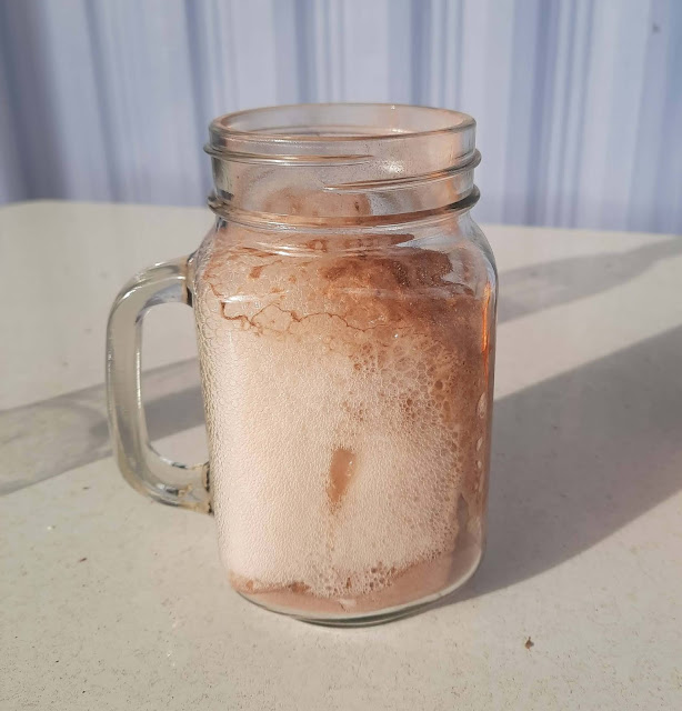 Learn about chemical changes with this simple science experiment. Mix hot chocolate, baking soda, and vinegar to make a messy HOT CHOCOLATE SURPRISE!