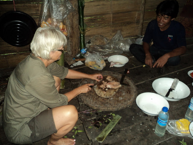 Two-Day Trek at Doi Pha Ngam, trek at doi phan gam, trekking at doi phan gam, 2 days trek at doi phan gam, chiang mai trekking, trekking in chiang mai