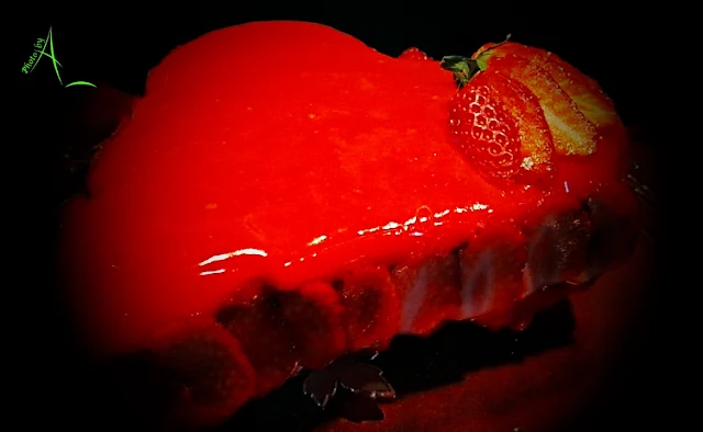 Mon coeur de Saint-Valentin aux saveurs de fraise et nougat glacé de Provence