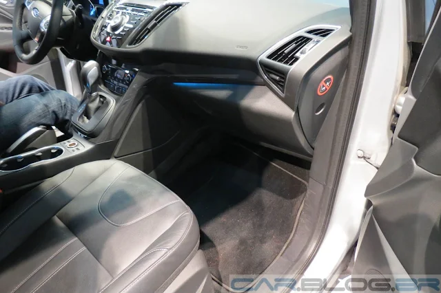 Ford Kuga - interior