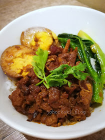 Braised-Pork-Rice-Taiphoon-Formosa-Cuisine-Sutera-JB