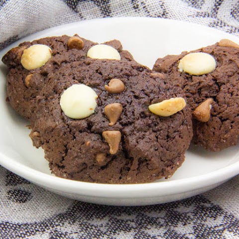 Soft Chocolate Cookies