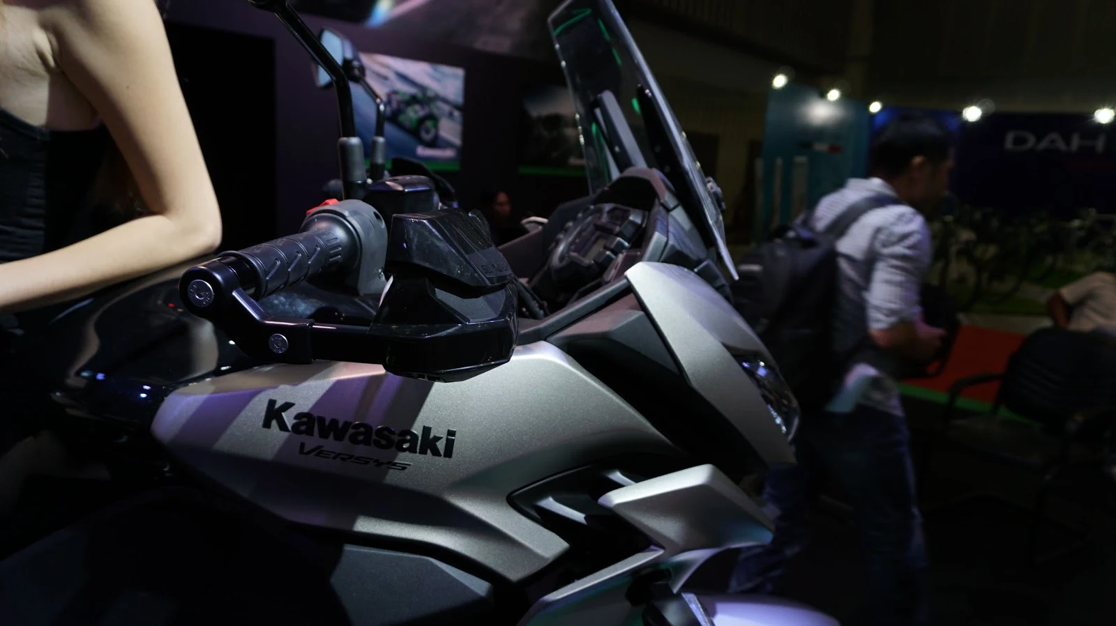 Cận cảnh siêu xe Kawasaki Versys 1000 tại VMS 2016