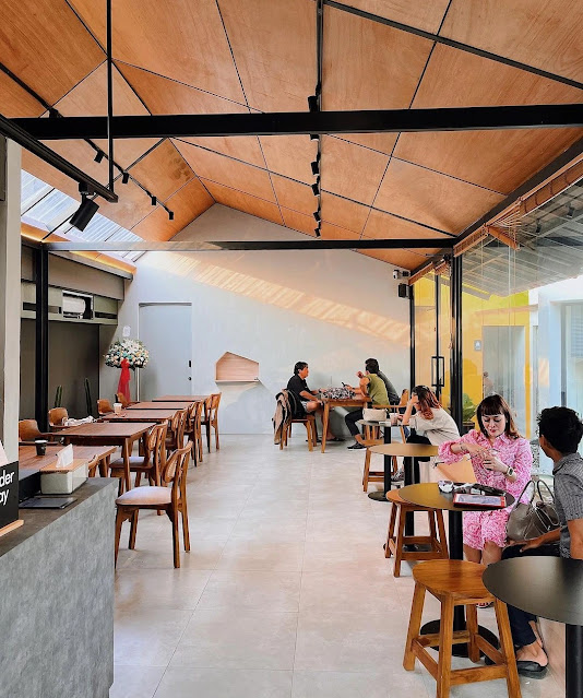 Cafe Nyaman buat Nugas di Jakarta Terbaru