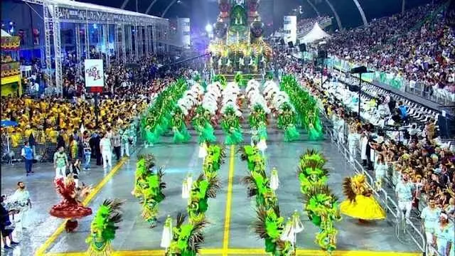 Carnaval começa hoje em São Paulo