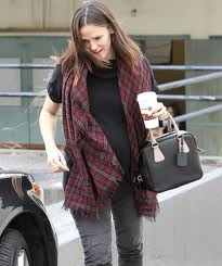 Jennifer Garner in a tartan scarf 