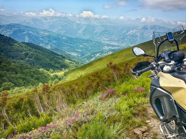 BMW F800GS: Trail Forever. Leon, Entre las nubes: Trail Leonés (o una de Romanos)