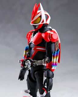 REVIEW SHFiguarts Kamen Rider GeAts Boost Magnum Form & Fever Form Parts Set, Bandai