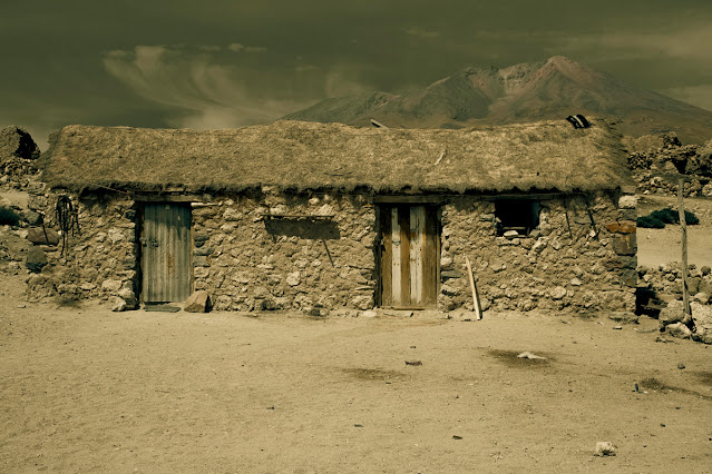 imagenes de pobreza en las montañas, casas solitarias,