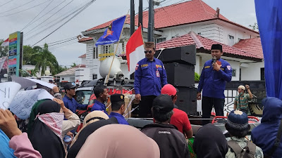 Ormas Garuda Dampingi Ratusan Warga Desa Karya Tunggal, Demo di Kantor Inspektorat dan Kejari Lamsel