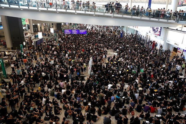 Demo Hong Kong di Bandara, Tim Renang Indonesia Tak Jadi Pulang