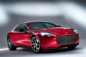 Un Aston Martin muy veloz