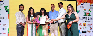 Beti foundation jaipur choice award riya dagda social worker brand icon fashion news at media kesari latest news jaipur award ceremony