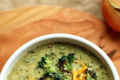   Creamy Vegan Broccoli Soup