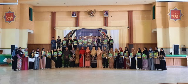 Mahasiswa Prodi PAI Borong Piala Di Musabaqah Tilawatil Qur’an (MTQ) FTIK 2022