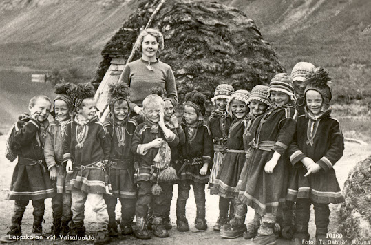 40 Rare Photos of Indigenous Sami People of the Nordic Areas and North  Western Russia From the Early 20th Century ~ Vintage Everyday