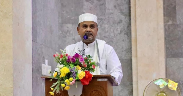 Bupati Karimun Tarawih Perdana di Masjid Agung Karimun