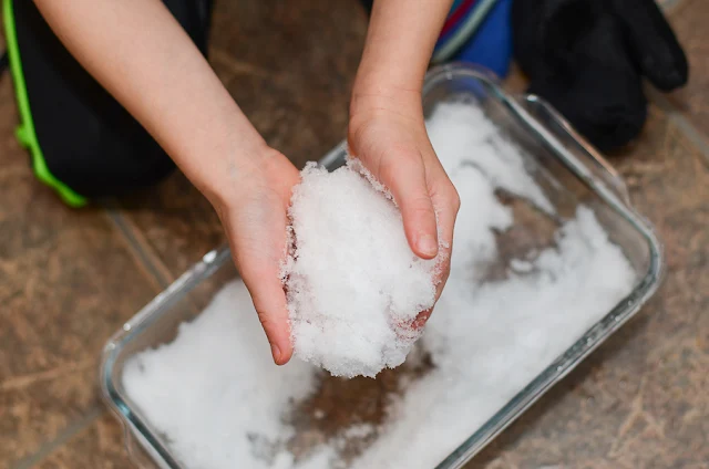 Snow sensory bin