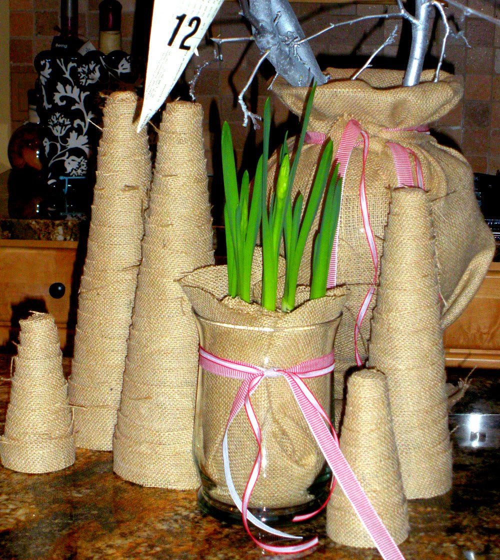 burlap table toppers