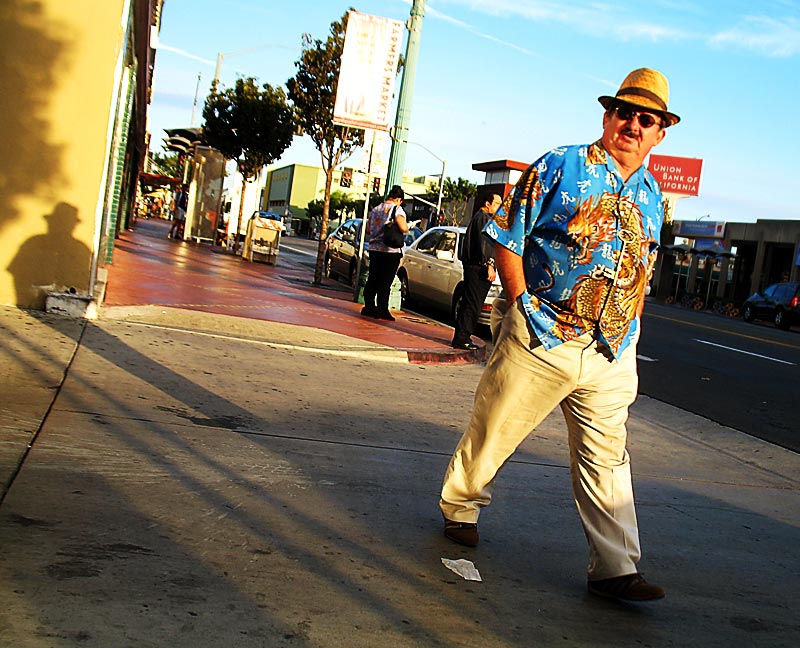 Sharp shirt, cool hat, but that key?; click for previous post
