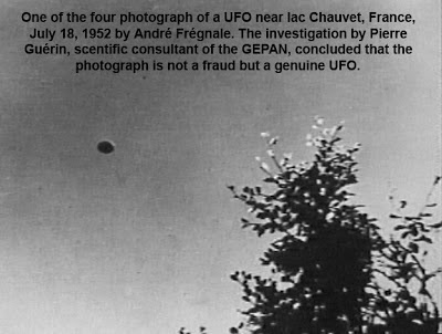 PLANET UFO: Lac Chauvet UFO Photos