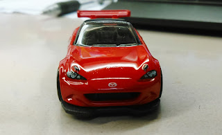 hot wheels mazda roardster