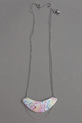 collier plastron pois multicolores collection couleurs unies polymère stenna bijoux