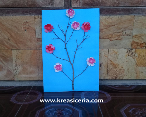 Ide Kreatif Membuat Hiasan  Dinding  Bunga  Sakura  dari Kertas