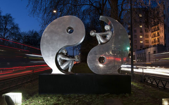As extraordinárias esculturas de Lorenzo Quinn