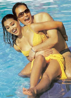 Lara Dutta hot photo in swimsuit