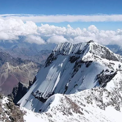 gunung jayawijaya