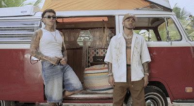 BEÉLE Y OZUNA NOS TRAEN EL REMIX DE FRENTE AL MAR DESDE REPÚBLICA DOMINICANA.