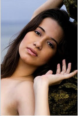 top searched phto and top rated photo shoots of most popular celebrity Karla Henry, Karla Henry in a swimsuit