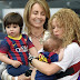 Shakira, Milan és Sasha együtt szurkoltak Piquének