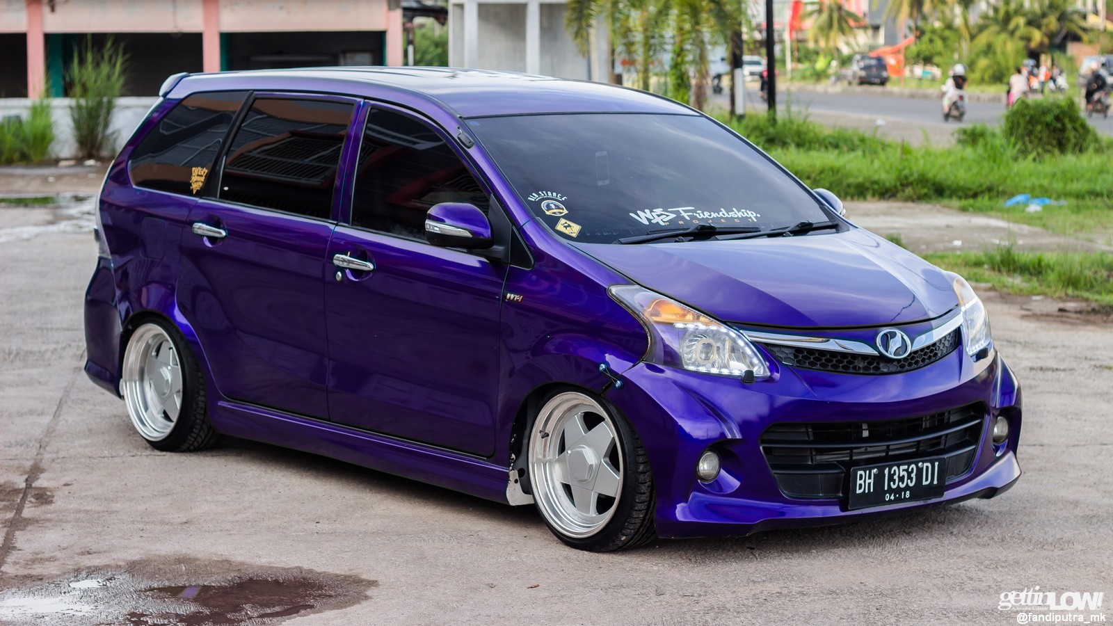 OTONEWS WORLD Modifikasi  Toyota  Avanza  Veloz  Super Gaul 