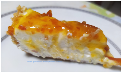 laranja; torta doce; cream cheese; chantilly;