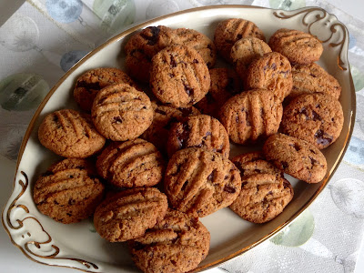 LCHF chokoladecookies uden tilsat sukker og mel