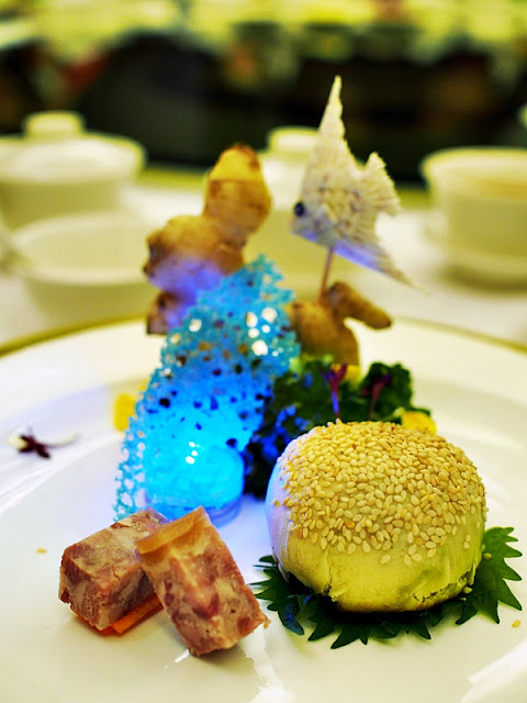 Shanghai Restaurant Menu - Traditional Zheng Jiang Ham And Baked Royal Bridge Biscuit