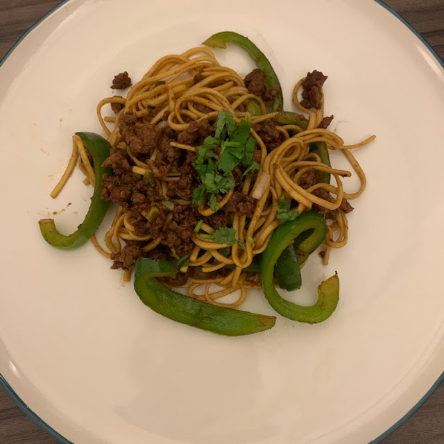 Minced pork noodles with green pepper and coriander