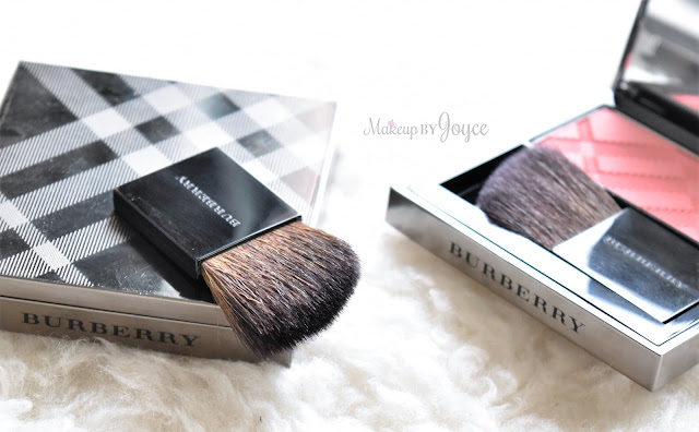 Burberry Beauty Light Glow Blush Angled Travel Brush Review