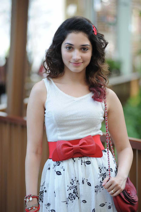 tamanna tamanna new spicy unseen pics