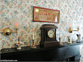 Lizzie Borden Bed & Breakfast Museum: Sala de Estar