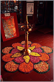 Rangoli Designs and Patterns with Lamps for Diwali 12