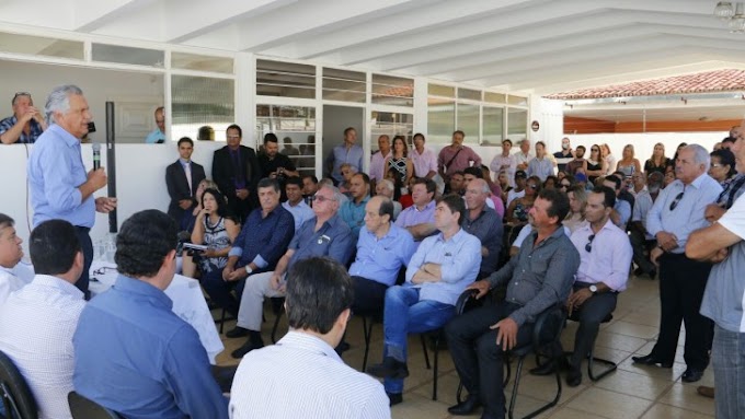 Ao filiar 33 lideranças, Caiado diz que projeto para 2018 é disputar eleição em Goiás