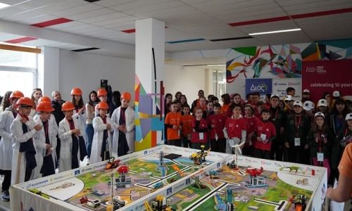 Με μεγάλη επιτυχία πραγματοποιήθηκε ο Περιφερειακός Διαγωνισμός εκπαιδευτικής ρομποτικής FIRST® LEGO® League Ηπείρου & Ιονίων Νήσων στα Γιάννενα, μια συνδιοργάνωση της Eduact με το Εργαστήριο Διδακτικής & Σχολικής Παιδαγωγικής του Παιδαγωγικού Τμήματος Δημοτικής Εκπαίδευσης στο Πανεπιστήμιο Ιωαννίνων.
