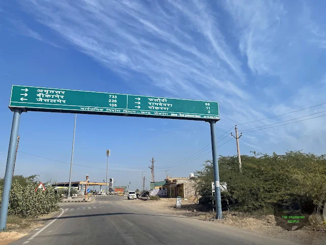 Road to Ramdeora (Ramdevra), Rajasthan, India