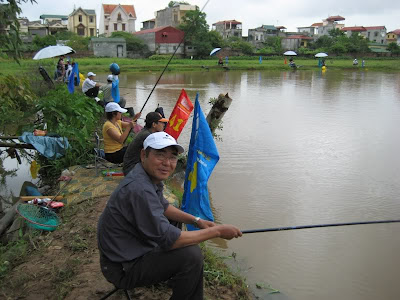 Bộ cần câu cá tiện dụng