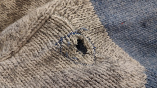 Zig zag stitching to keep hole unraveling