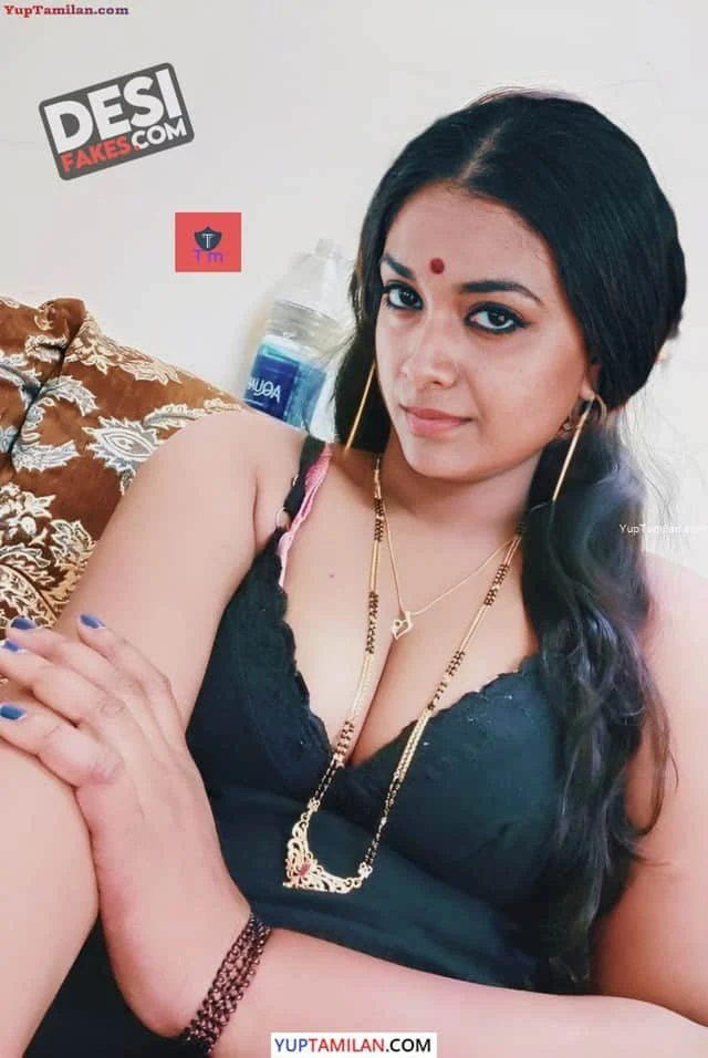 Keerthy Suresh Sexy Cleavage Photos - Curvy Deep Boobs